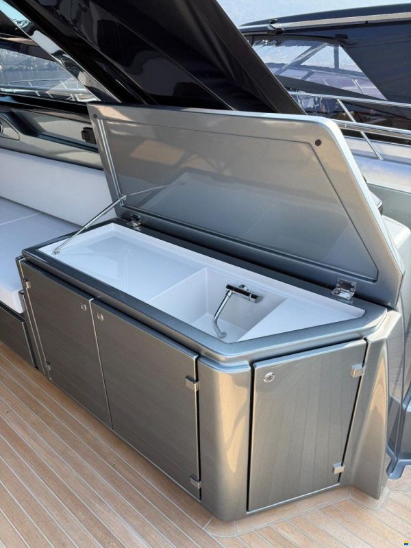 Riva DIABLE 68 #06