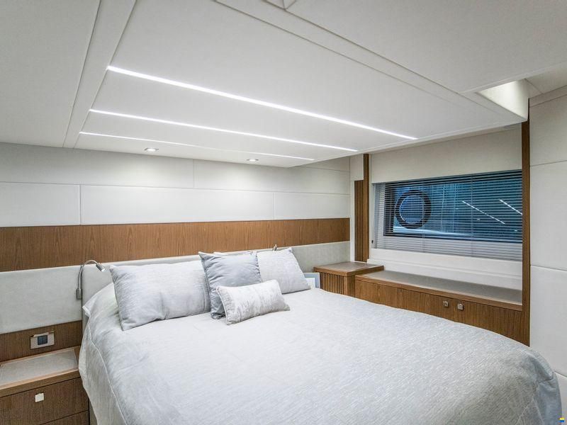 Sunseeker Predator 50
