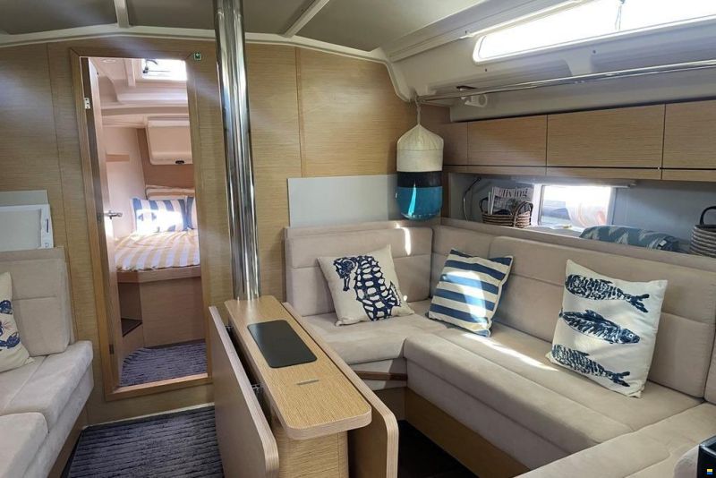 Hanse 418