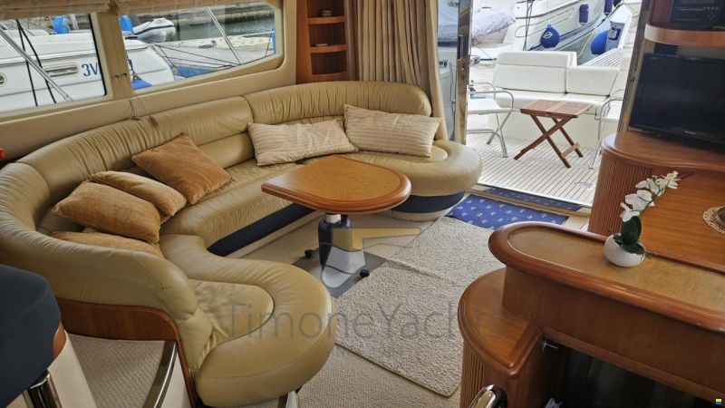 Azimut 46