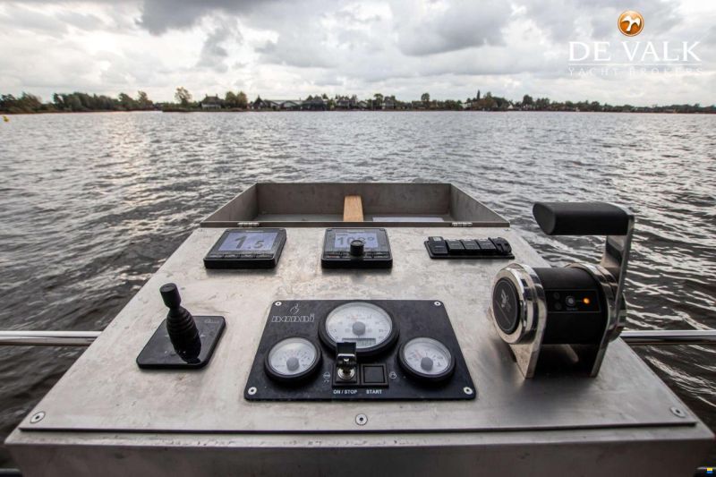 Houseboat Waterloft Luxemotor