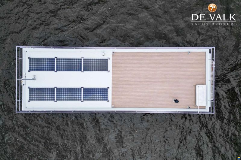 Houseboat Waterloft Luxemotor