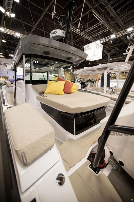 Axopar 29 XC Cross Cabin