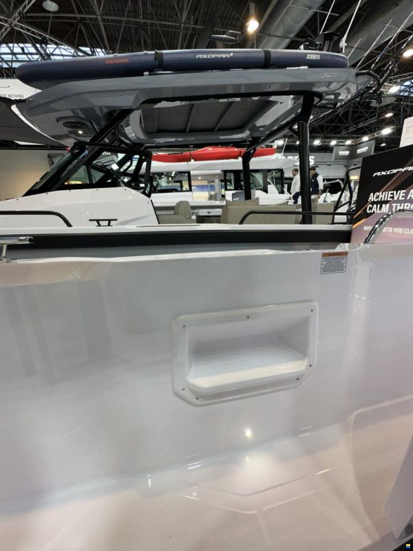 Axopar 29 XC Cross Cabin