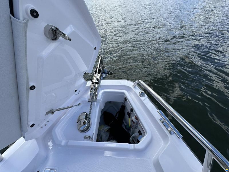 Axopar 29 Cross Cabin