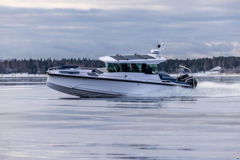 Axopar 29 XC Cross Cabin