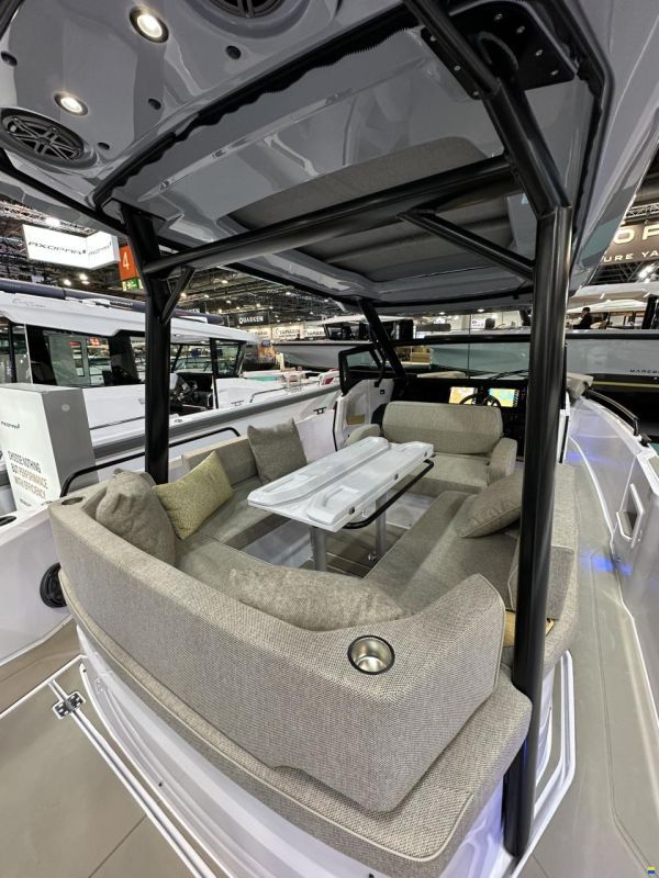 Axopar 29 ST Sun Top