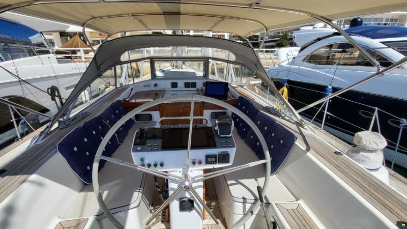 Hallberg-Rassy 55