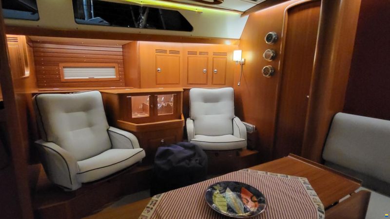 Hallberg-Rassy 55
