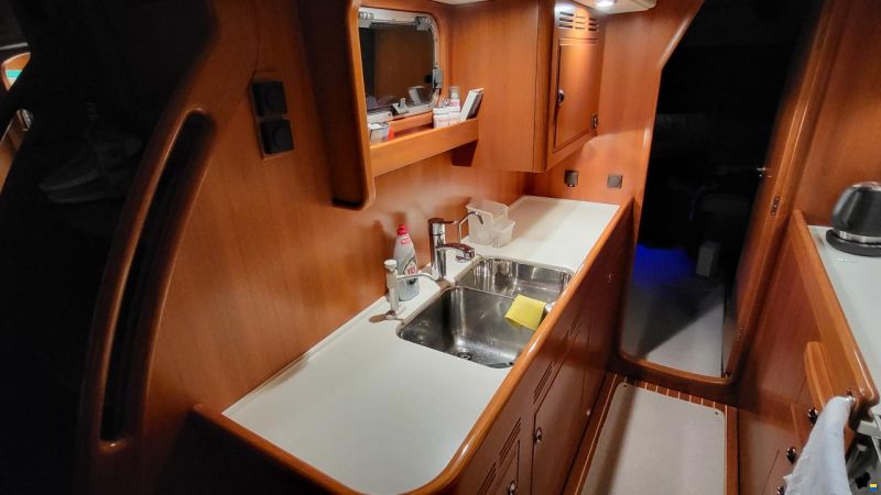 Hallberg-Rassy 55