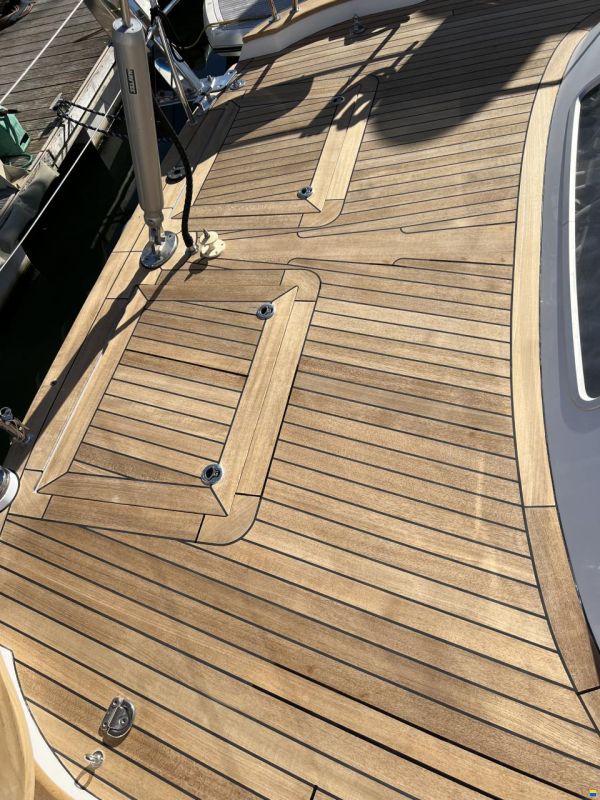 Hallberg-Rassy 55