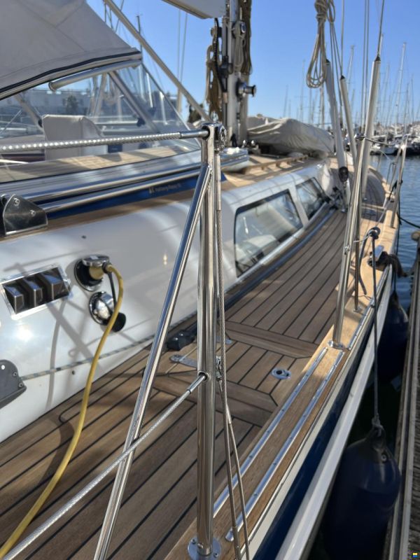 Hallberg-Rassy 55