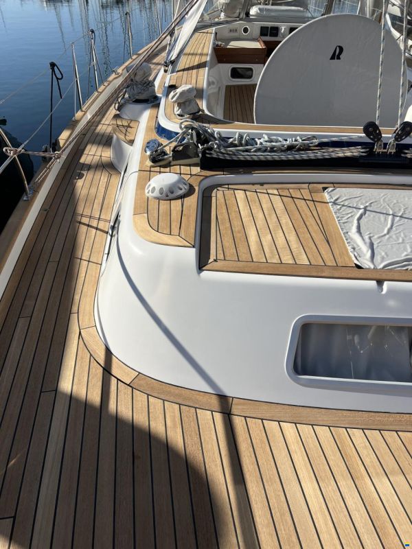 Hallberg-Rassy 55