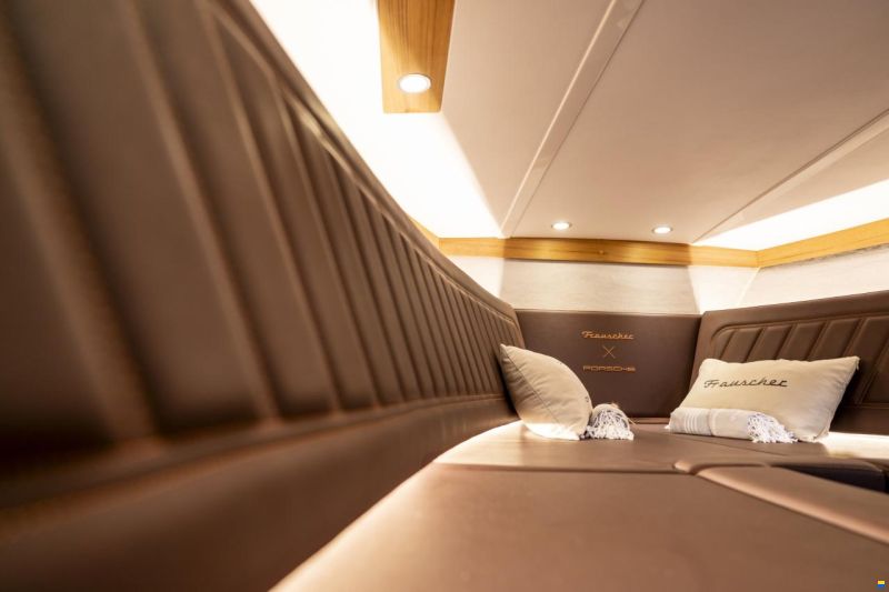 Frauscher x Porsche 850 Fantom