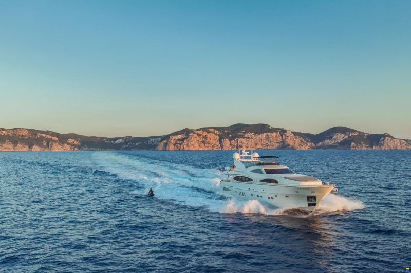 Astondoa 102 GLX