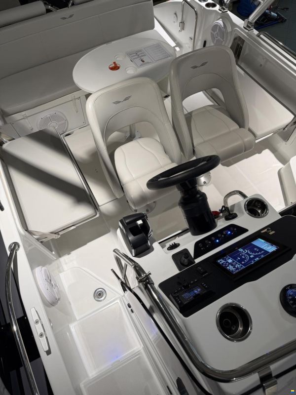 Beneteau Flyer 7 Sundeck