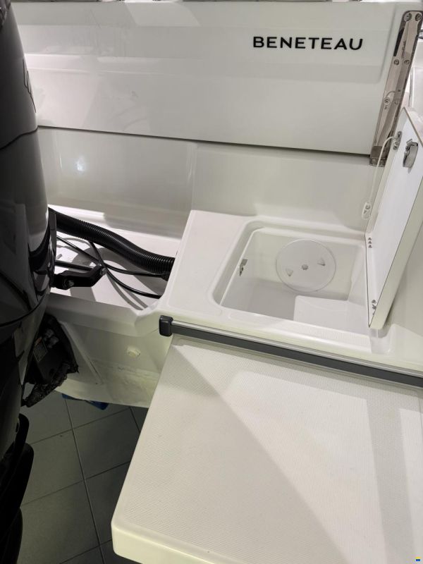 Beneteau Flyer 7 Sundeck