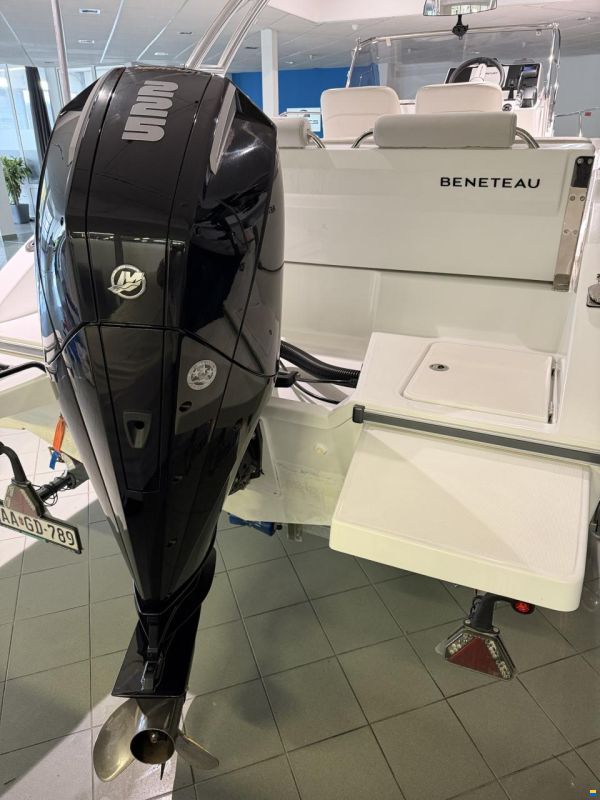 Beneteau Flyer 7 Sundeck