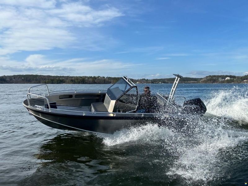 Lynxmar O22
