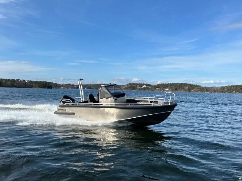 Lynxmar O22