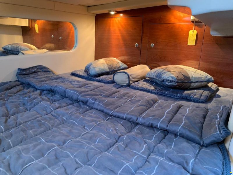 Regal 2860 Window Express