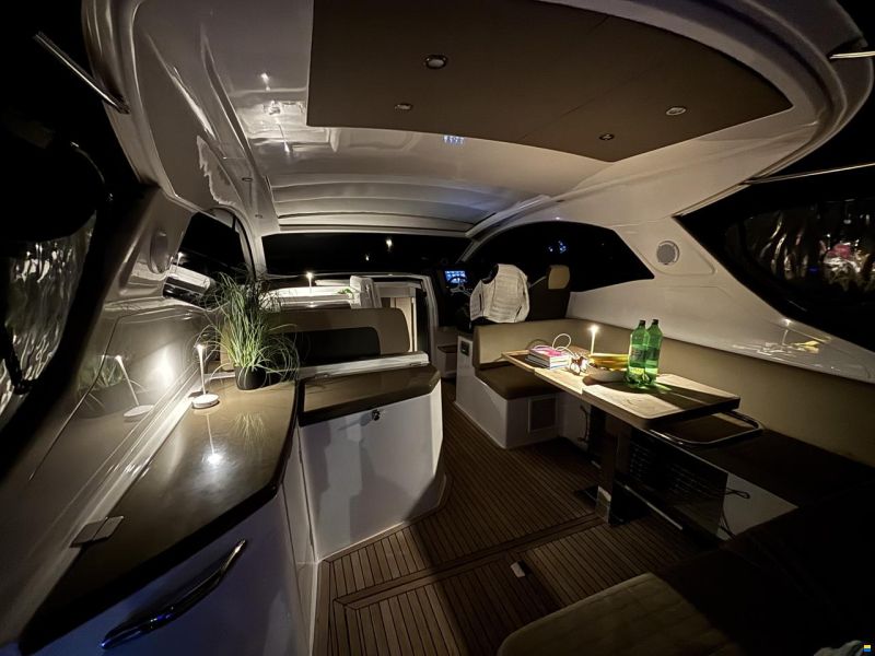 Azimut 43 Atlantis