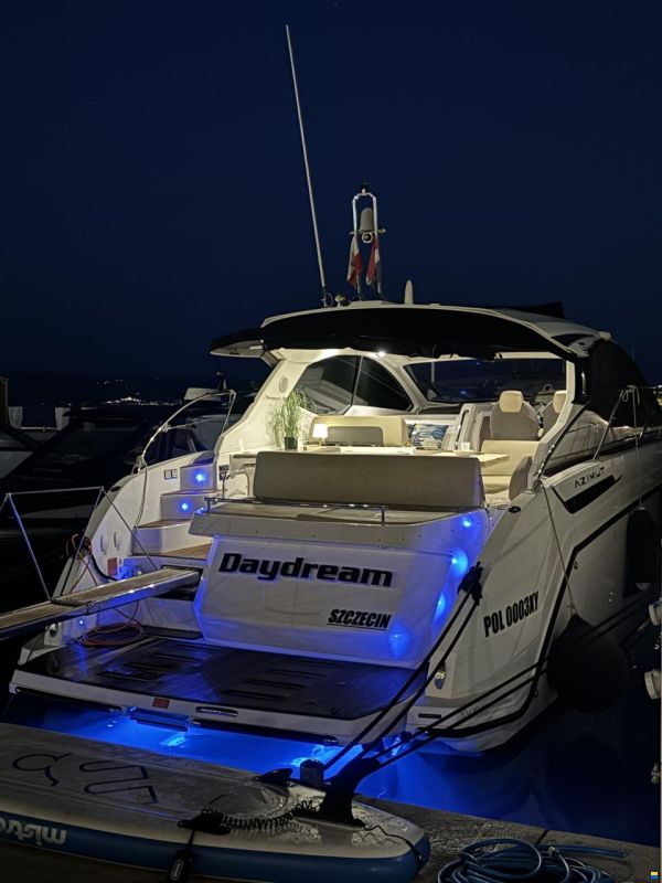 Azimut 43 Atlantis