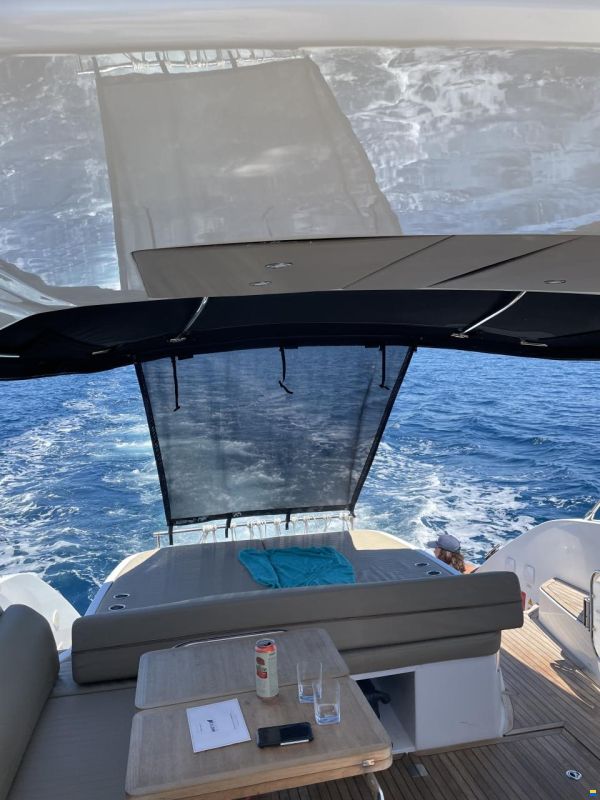 Azimut 43 Atlantis