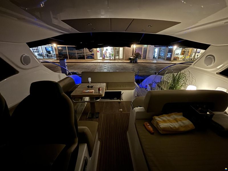 Azimut 43 Atlantis