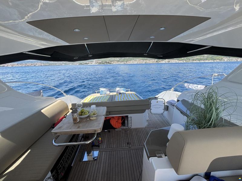 Azimut 43 Atlantis