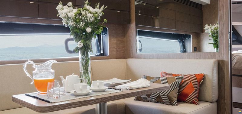 Azimut 43 Atlantis