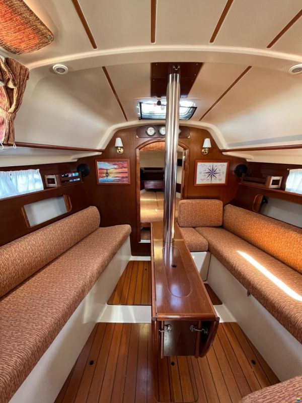 Beneteau OCEANIS Clipper 321