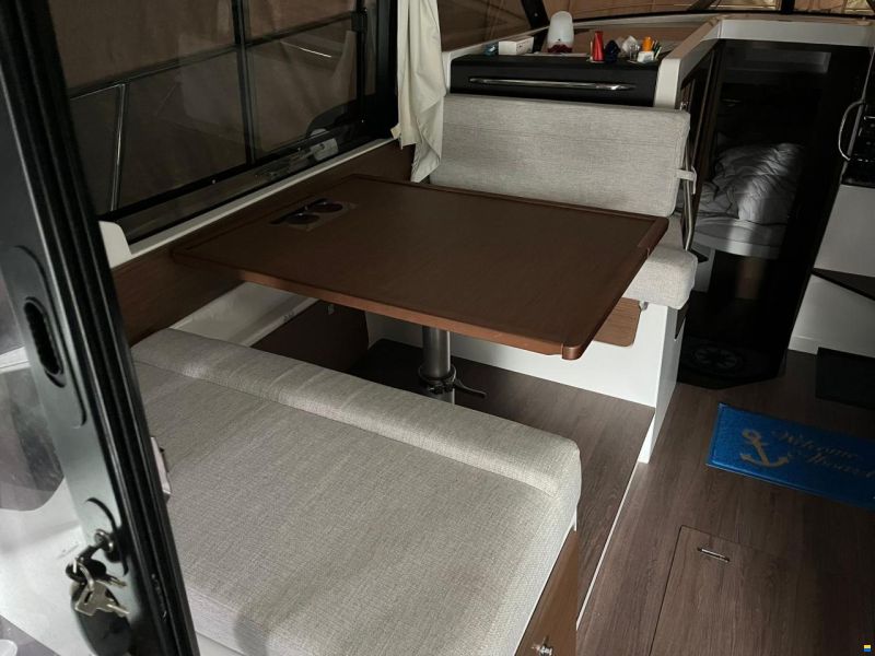 Jeanneau MERRY FISHER 1095