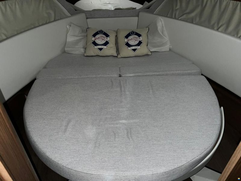 Jeanneau MERRY FISHER 1095