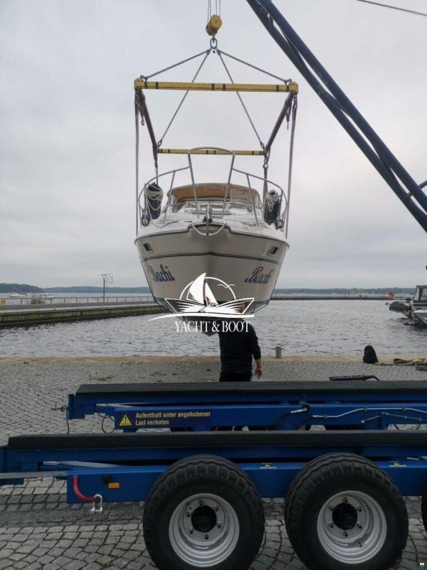Maxum 2800 SCR