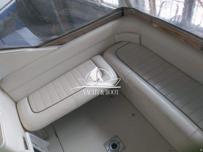 Maxum 2800 SCR