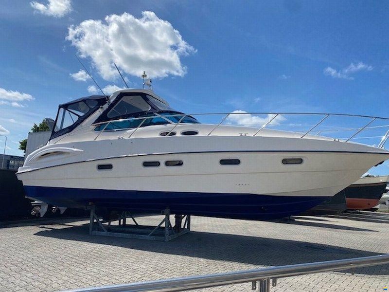 Sealine S38