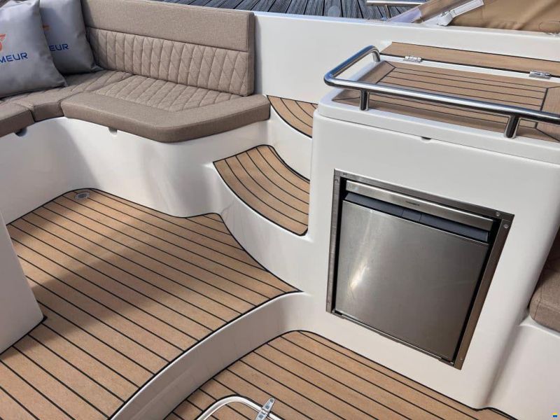 Primeur 850 Tender