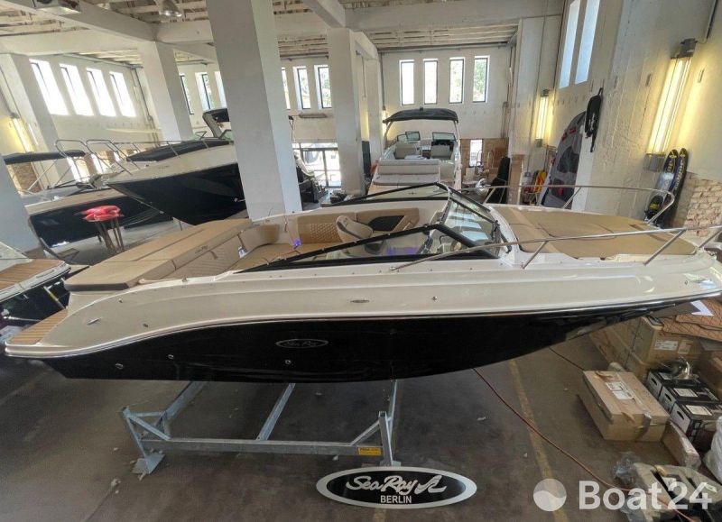Sea Ray 230 Sunsport