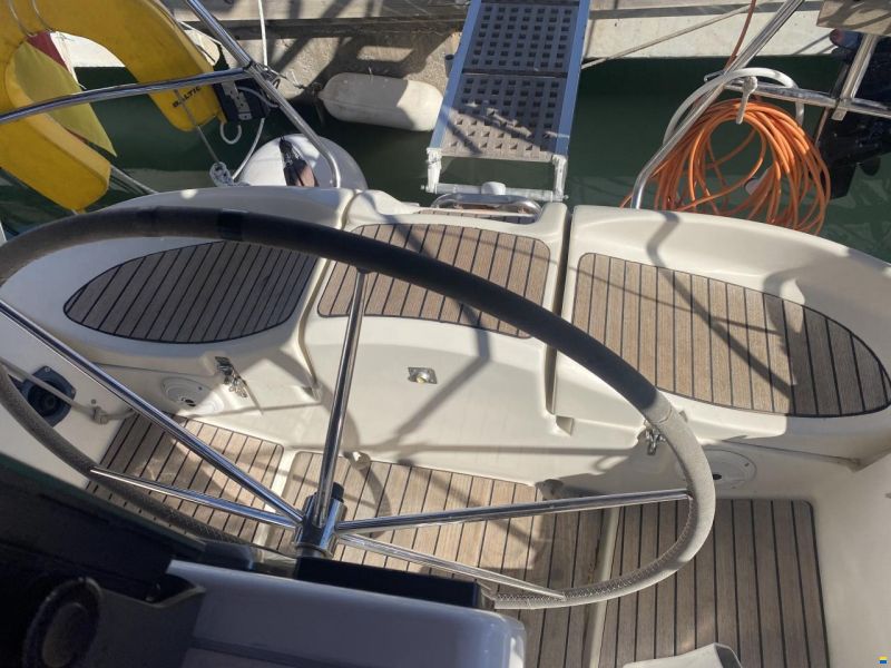 Bavaria 350 Lagoon