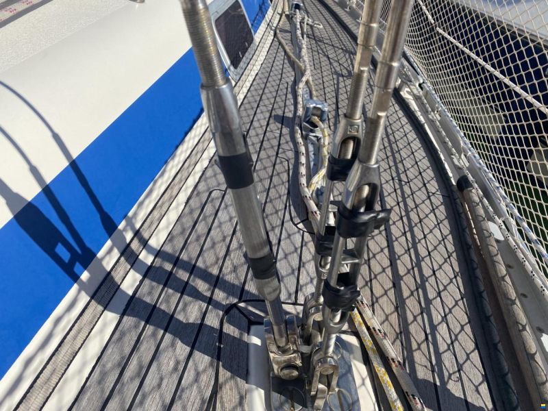 Bavaria 350 Lagoon