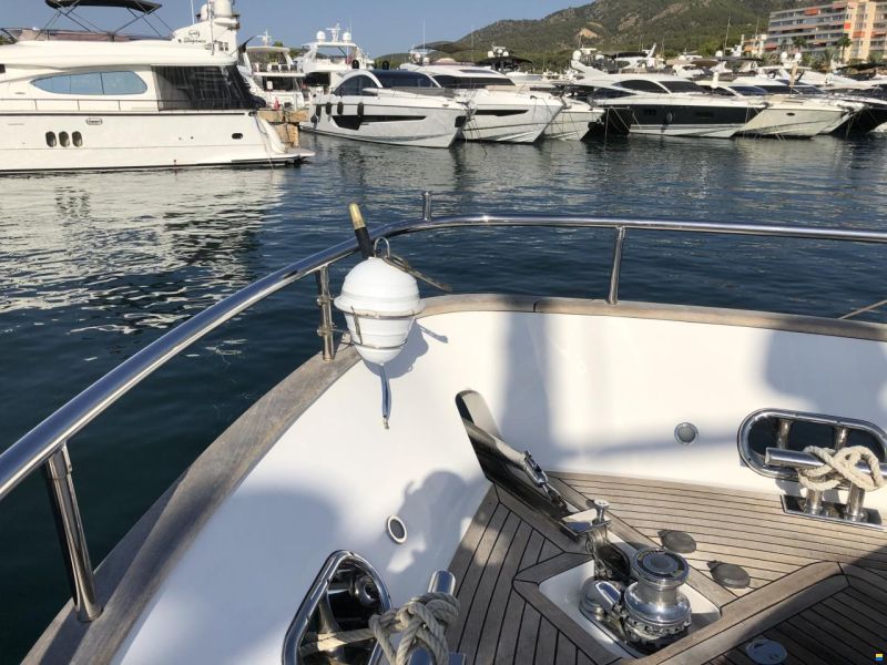 Elegance 64
