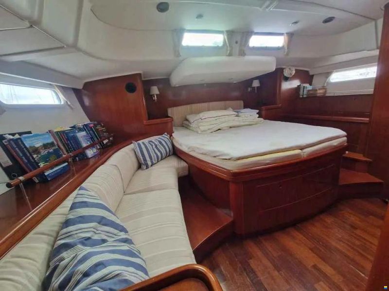 Beneteau 57