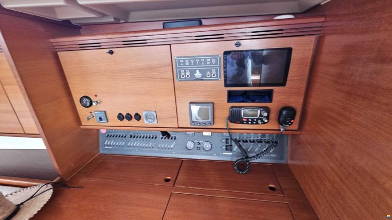 Dufour 525 GL