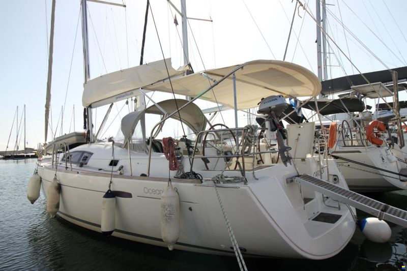 Beneteau Oceanis 43