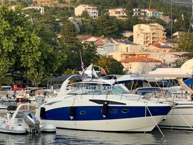 Bayliner 325
