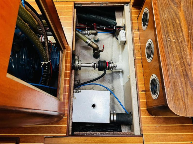 Beneteau First 405