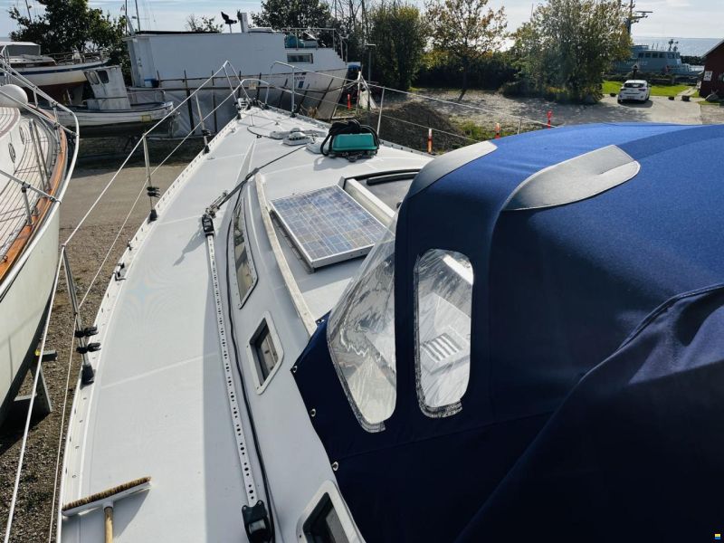 Beneteau First 405