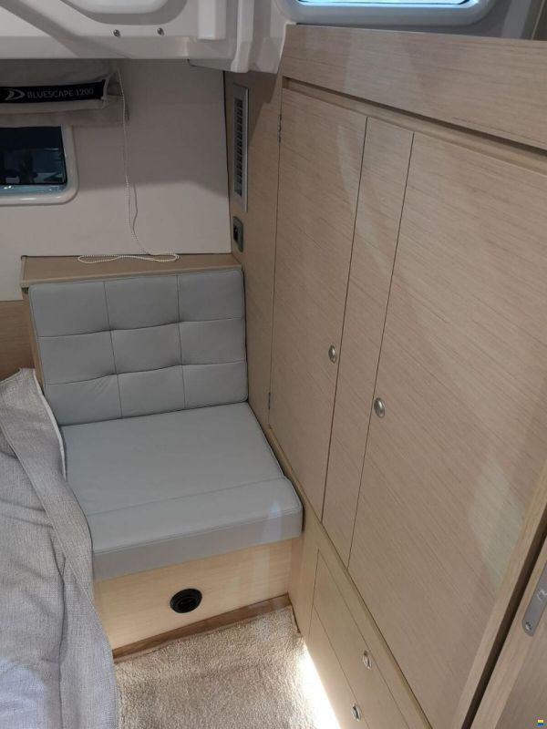 Delphia Yachts 12 Flylounge