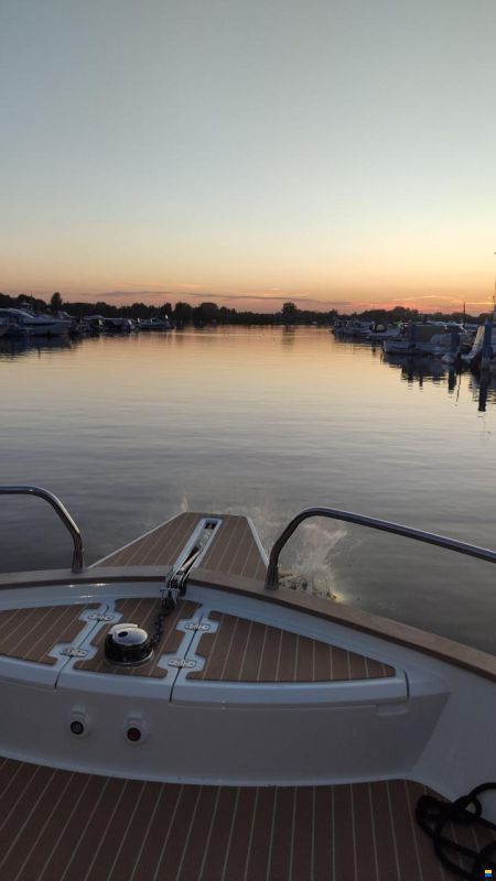 Delphia Yachts 12 Flylounge